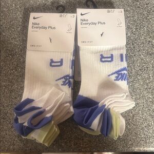 NIKE EVERYDAY PLUS LIGHTWEIGHT NO SHOW SOCKS 6 pair